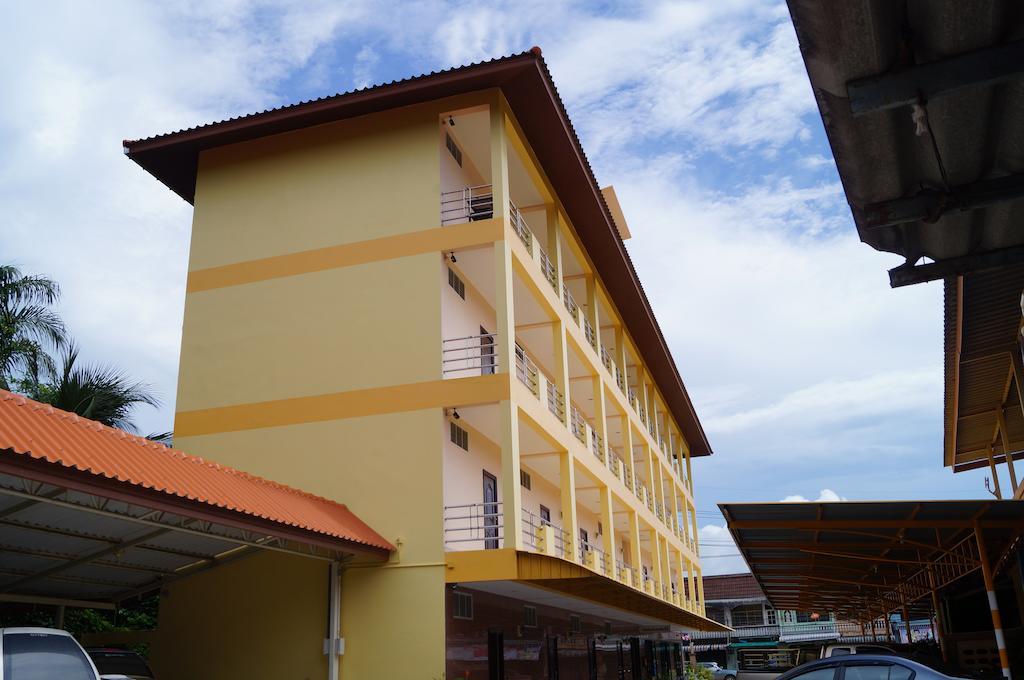 Jirasin Hotel & Apartment Ranong Ngoại thất bức ảnh