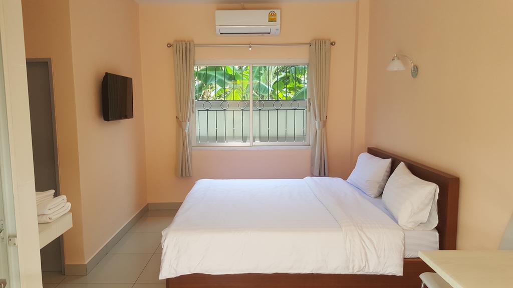 Jirasin Hotel & Apartment Ranong Ngoại thất bức ảnh