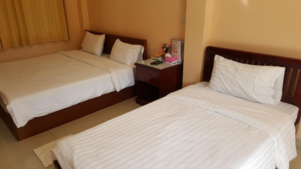 Jirasin Hotel & Apartment Ranong Ngoại thất bức ảnh