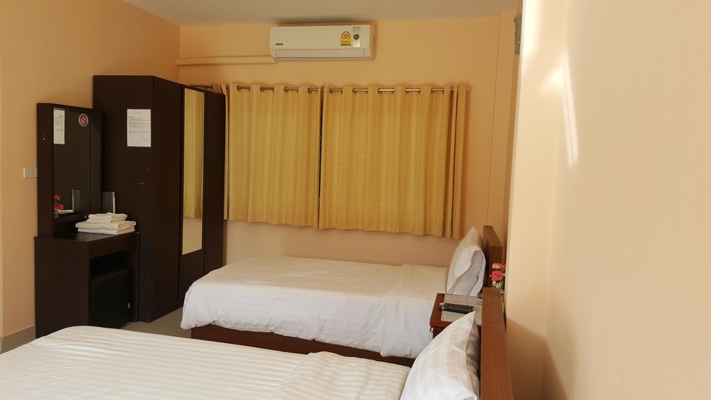 Jirasin Hotel & Apartment Ranong Ngoại thất bức ảnh