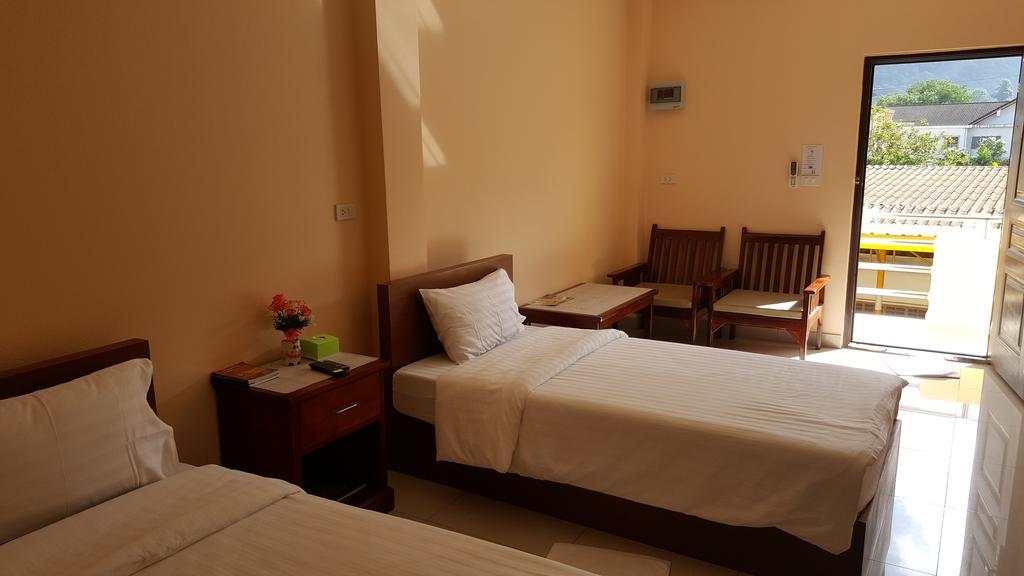 Jirasin Hotel & Apartment Ranong Ngoại thất bức ảnh