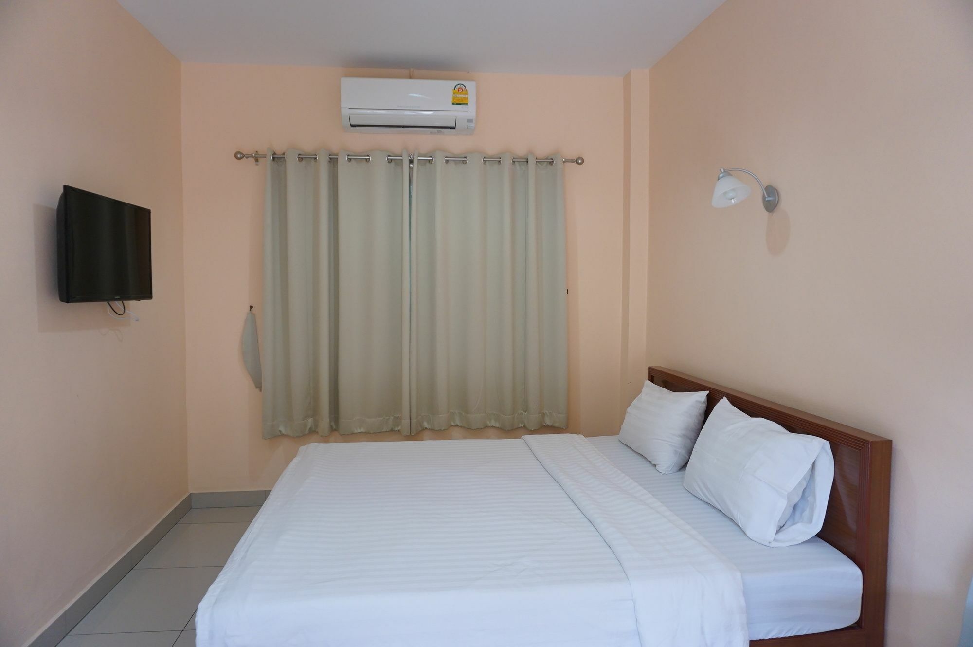 Jirasin Hotel & Apartment Ranong Ngoại thất bức ảnh