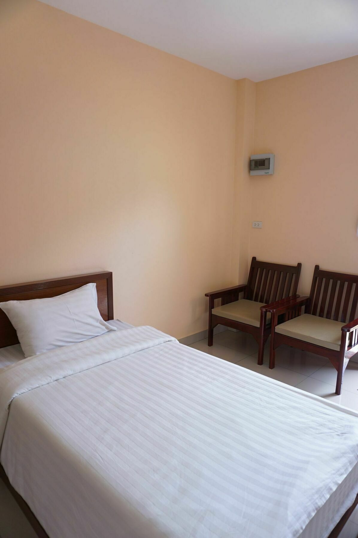 Jirasin Hotel & Apartment Ranong Ngoại thất bức ảnh